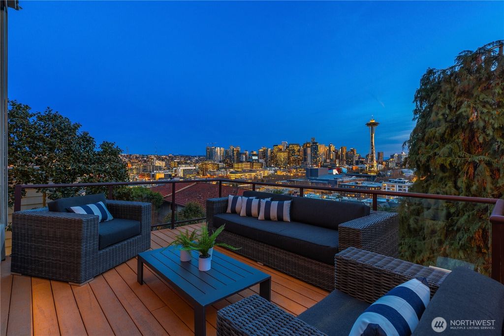 Photo of 159 Ward Street, Seattle, WA 98109 (MLS # 2329876)