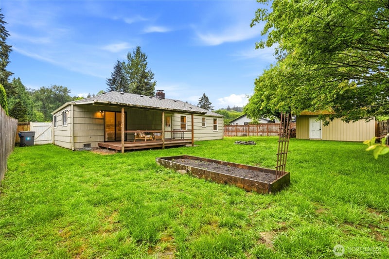 3608 SE 5th Place