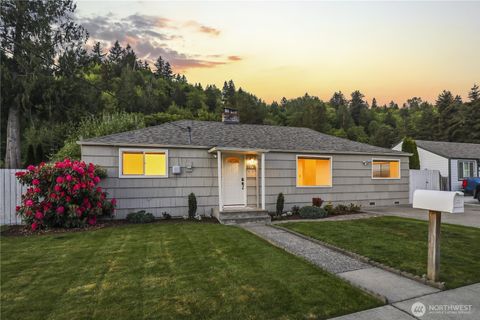 Photo of 3608 SE 5th Place, Renton, WA 98058 (MLS # 2522375)