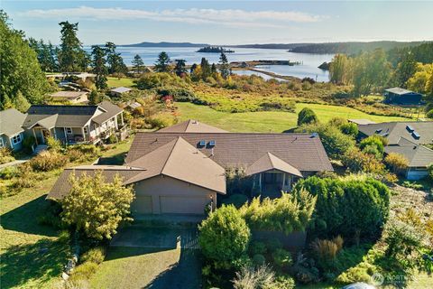 Photo of 75 Griffin View Lane, Friday Harbor, WA 98250 (MLS # 2447673)
