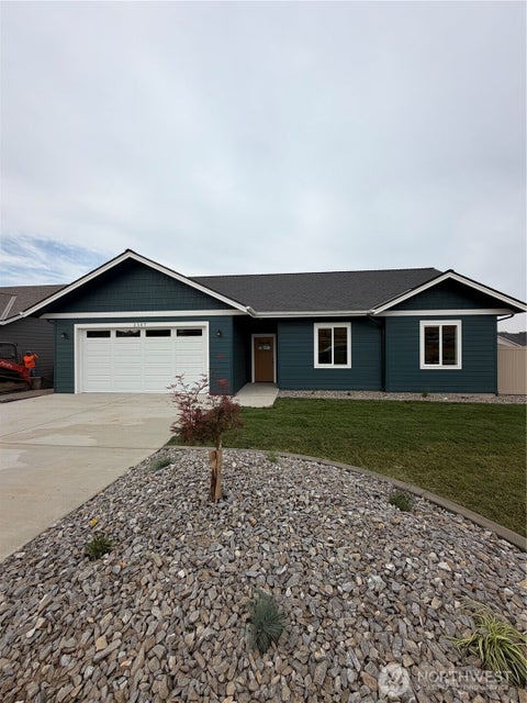 Photo of 2507 Plateau Drive, East Wenatchee, WA 98802 (MLS # 2584998)