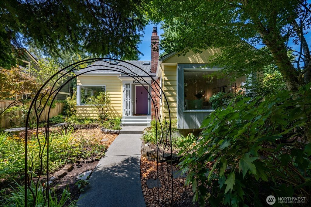 Photo of 6221 36th Avenue NE, Seattle, WA 98115 (MLS # 2415857)
