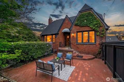 Photo of 1408 N 48th Street, Seattle, WA 98103 (MLS # 2510392)