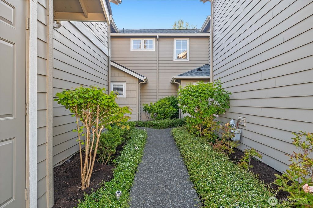 Photo of 1430 W Casino Road #303, Everett, WA 98204 (MLS # 2367428)