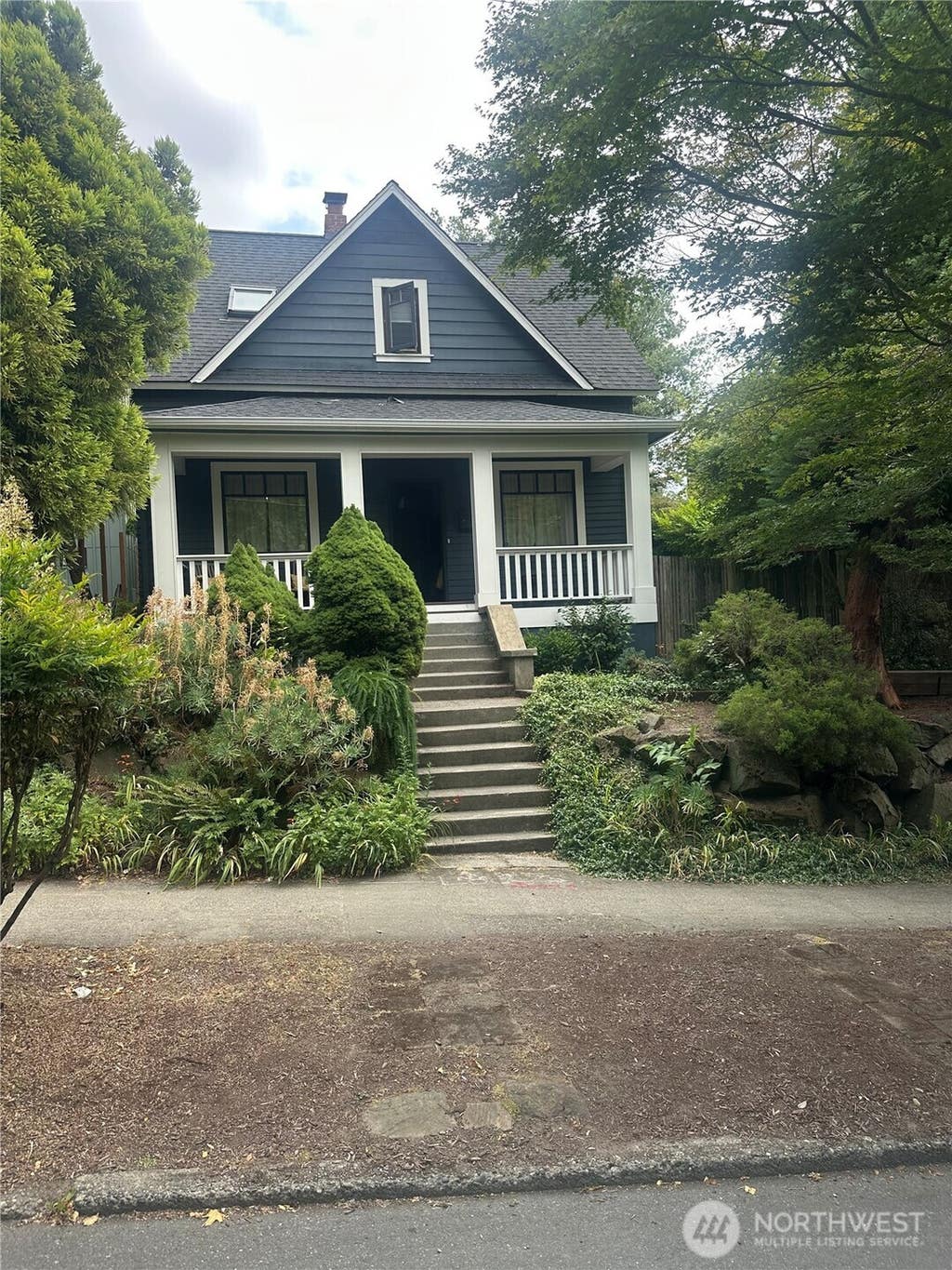 Photo of 4222 Latona Avenue N, Seattle, WA 98105 (MLS # 2561152)