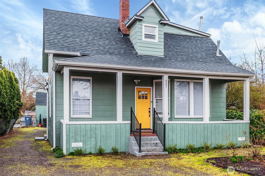 Photo of 621 Houser Way S, Renton, WA 98057 (MLS # 2484138)