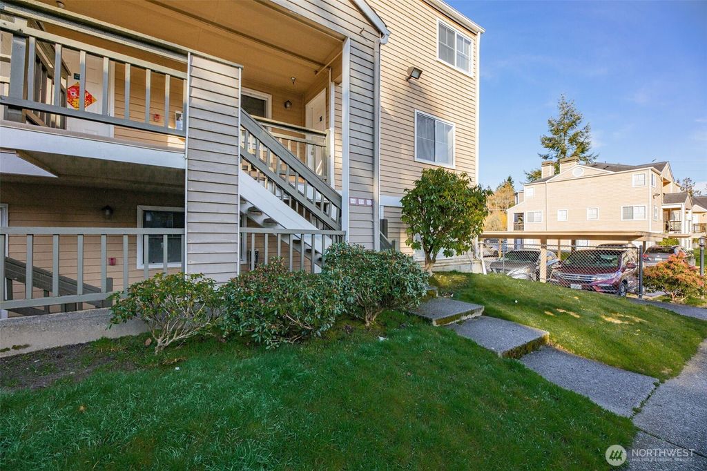 Photo of 5300 Harbour Pointe Boulevard #N307, Mukilteo, WA 98275 (MLS # 2486256)