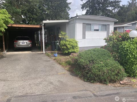 Photo of 8527 31st Avenue S, Lakewood, WA 98499 (MLS # 2564602)