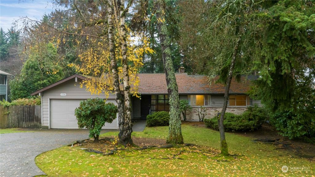 Photo of 15733 SE 4th Street, Bellevue, WA 98008 (MLS # 2185338)