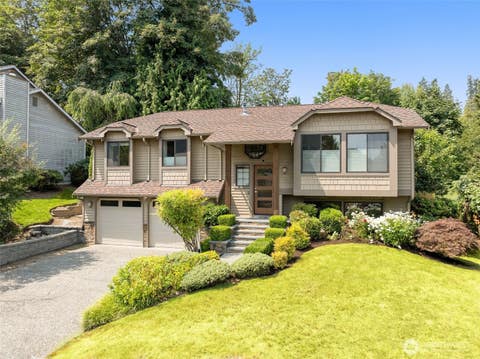 Photo of 10821 181st Avenue NE, Redmond, WA 98052 (MLS # 2558280)