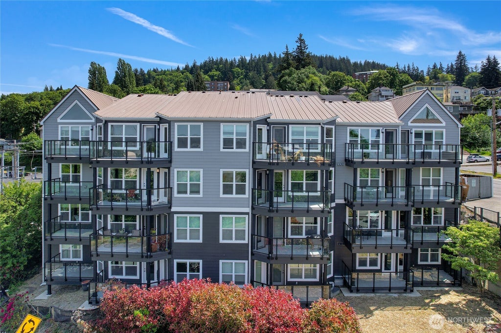 Photo of 705 N State Street #301, Bellingham, WA 98225 (MLS # 2570128)