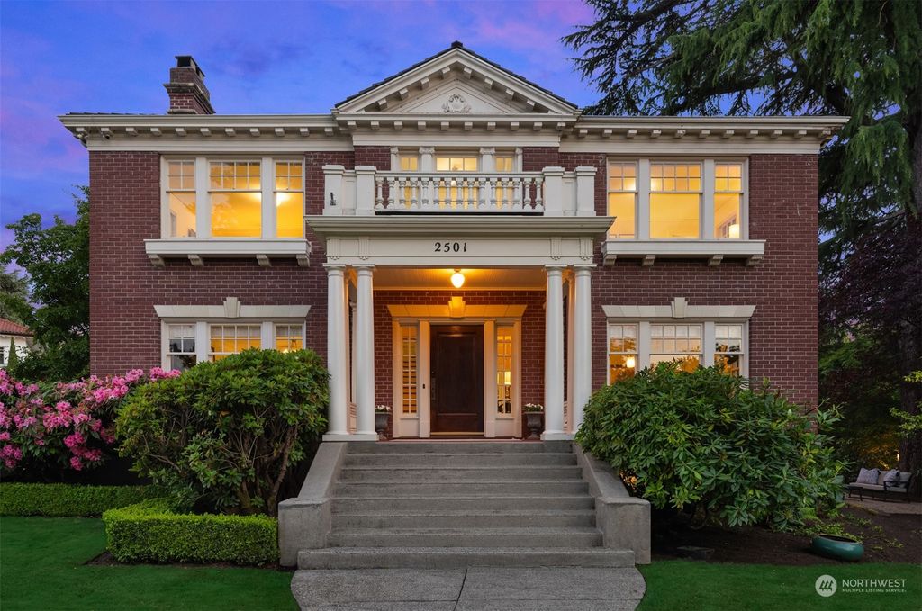 Photo of 2501 Cascadia Avenue S, Seattle, WA 98144 (MLS # 2254329)