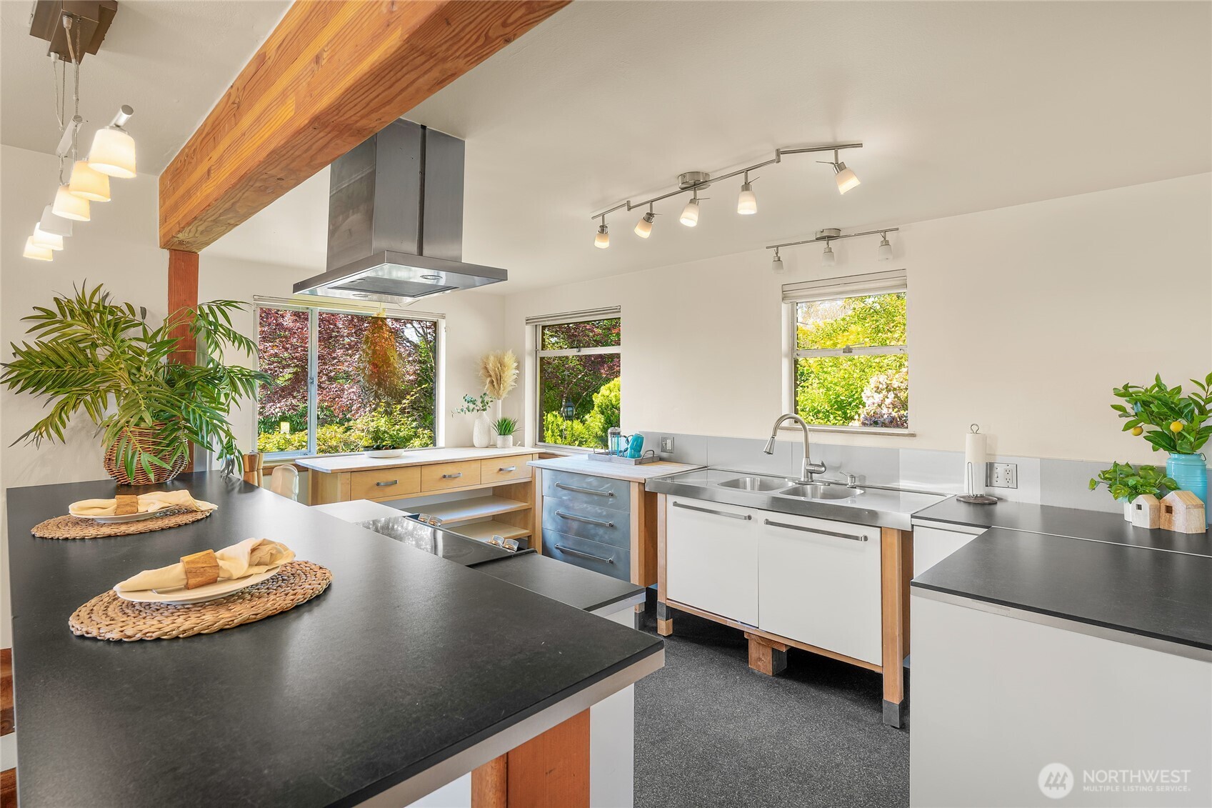 2842 NW 67th Street