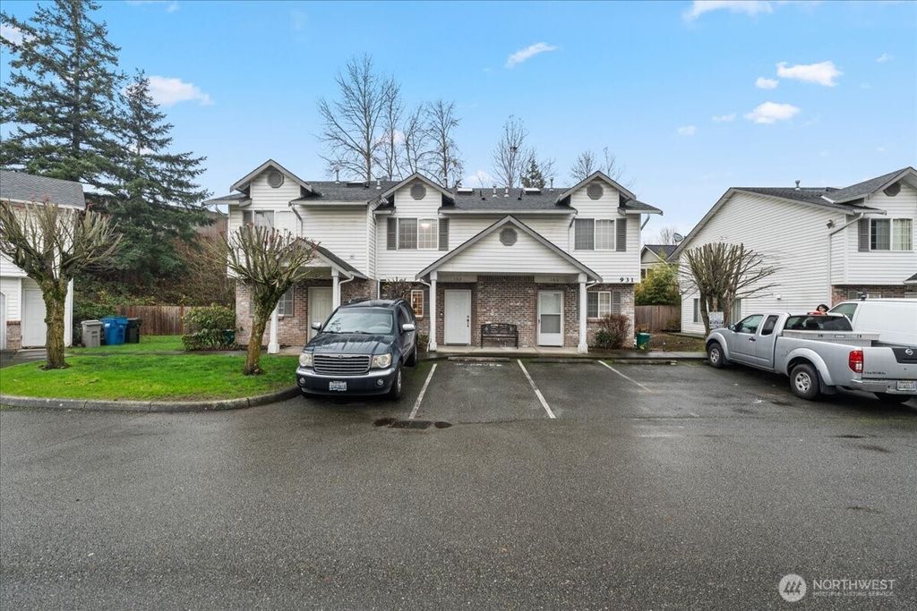 Photo of 931 4th Avenue N #102, Kent, WA 98032 (MLS # 2463497)