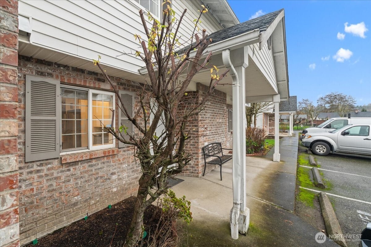 931 4th Avenue N 102