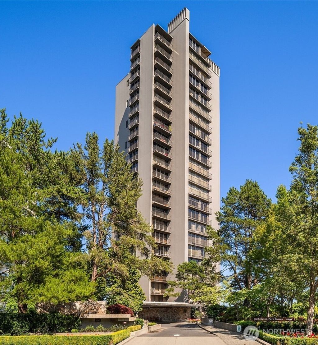 Photo of 1620 43rd Avenue E #1B, Seattle, WA 98112 (MLS # 2508628)