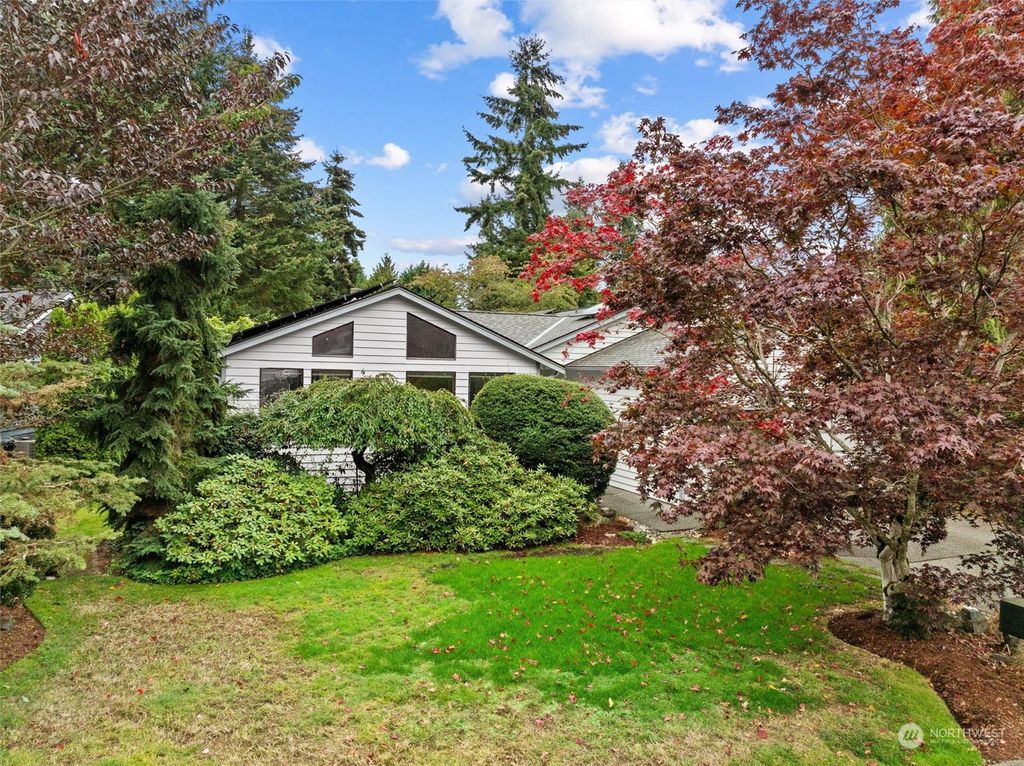 Photo of 13512 49th Avenue SE, Snohomish, WA 98296 (MLS # 2302111)