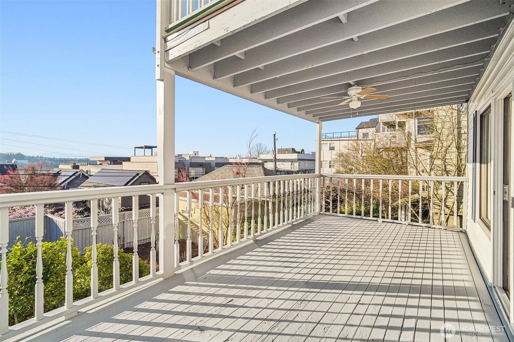 Photo of 2349 Boylston Avenue E, Seattle, WA 98102 (MLS # 2486702)