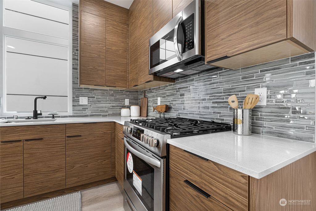 Photo of 5033 Delridge Way SW #B, Seattle, WA 98106 (MLS # 2026028)