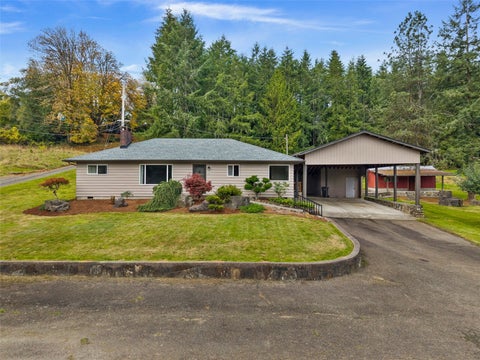 Photo of 602 Harrison Street N, Raymond, WA 98577 (MLS # 2595082)