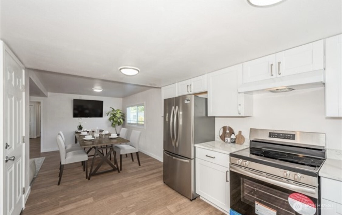 18501 52nd Avenue W 31