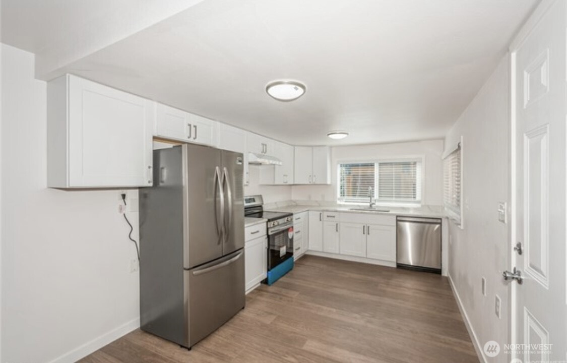 18501 52nd Avenue W 31