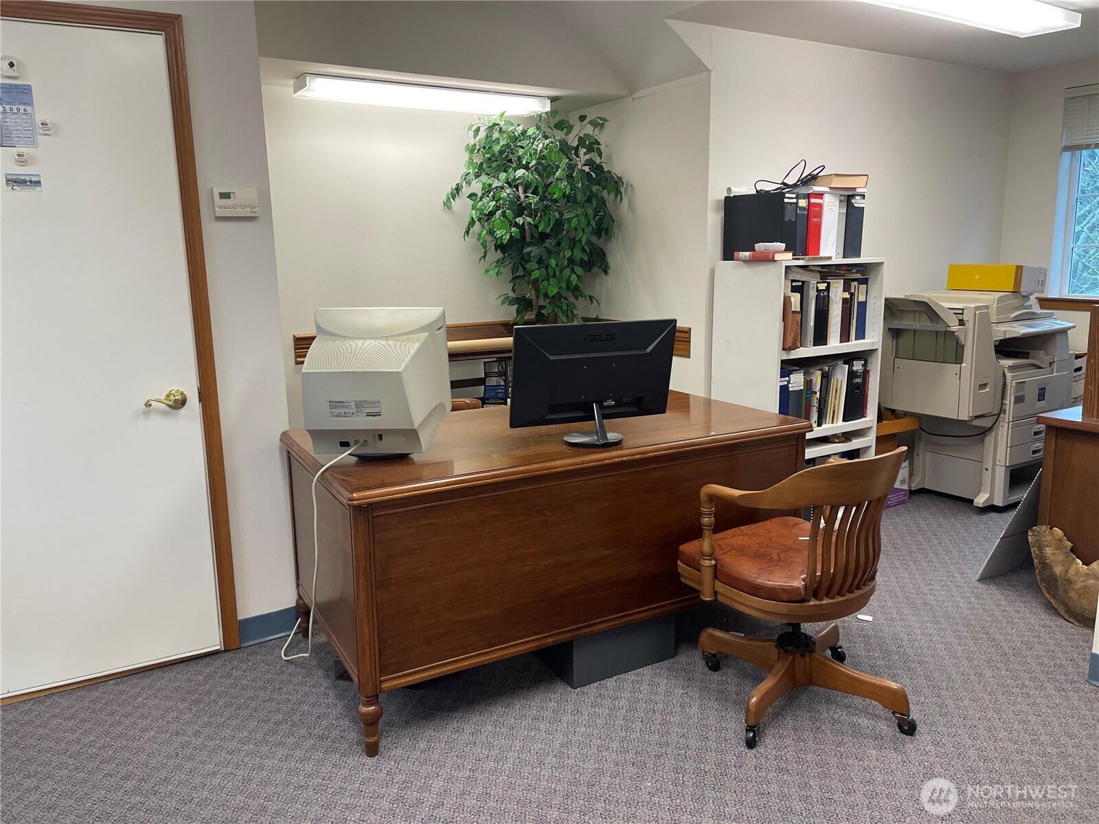 6923 Lakewood Drive W B-2