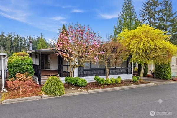 620 112TH ST SE SPC 320, EVERETT, WA 98208 - Image bf5bedb1cc646d410fe0f985dd3d779b/1306563127