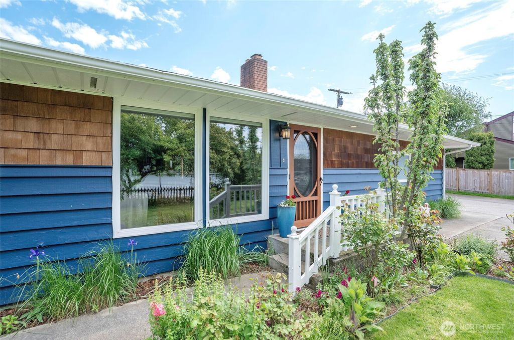 Photo of 22332 10th Avenue S, Des Moines, WA 98198 (MLS # 2359637)