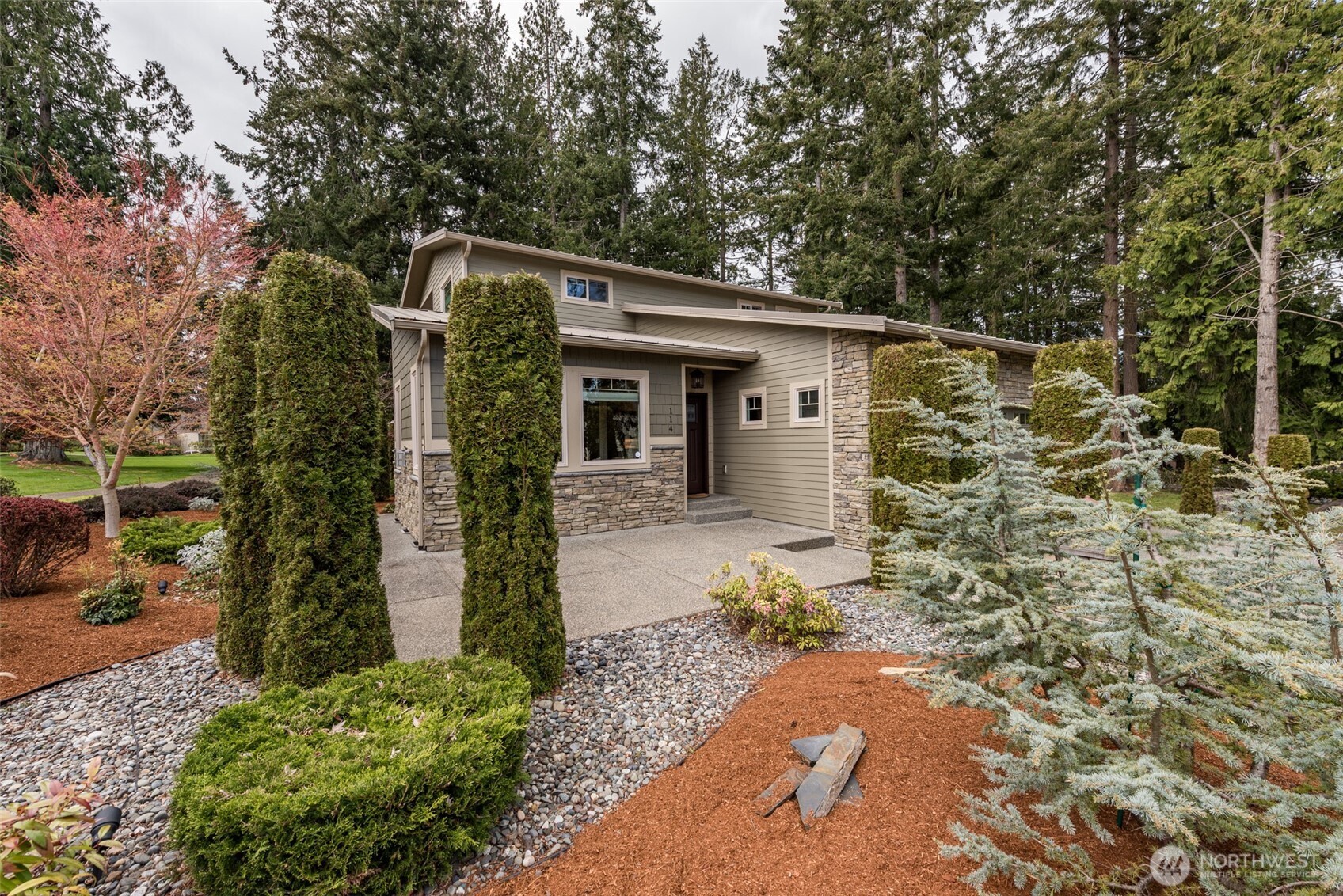 114 Greenway Drive