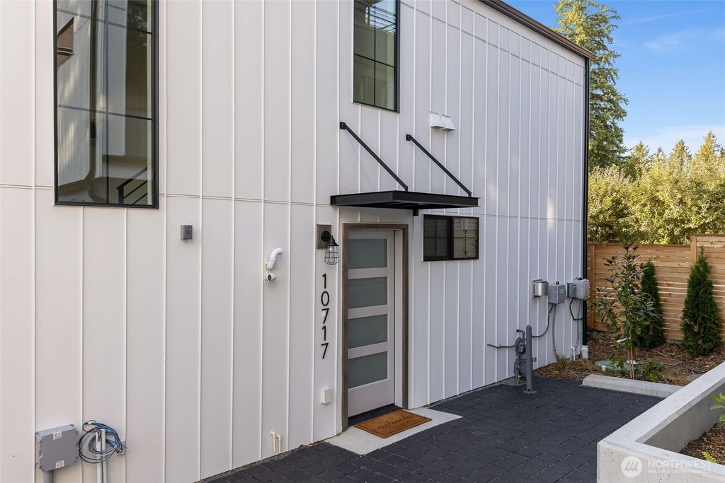 Photo of 10717 2nd Avenue NW, Seattle, WA 98177 (MLS # 2438075)