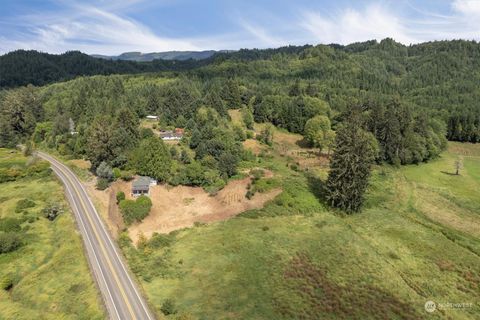 A home in Skamokawa