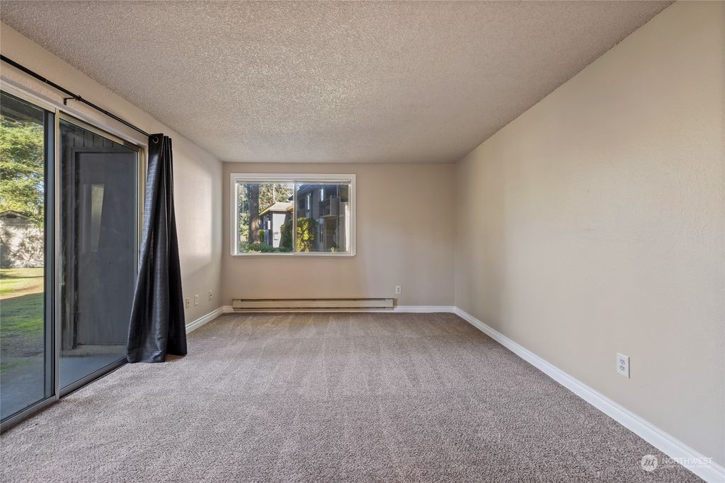 Photo of 4601 SW 320th Street #G-6, Federal Way, WA 98023 (MLS # 2204005)