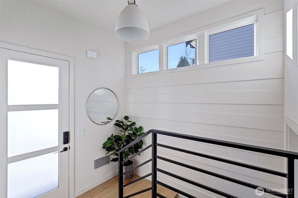 Photo of 8017 126th Avenue NE #B, Kirkland, WA 98033 (MLS # 2470117)