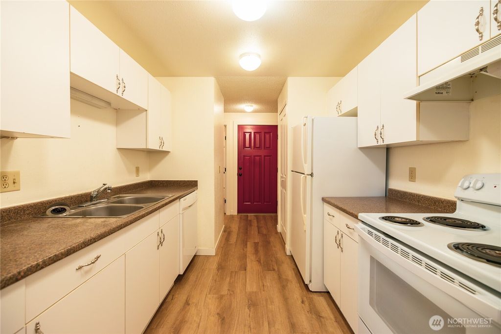 Photo of 1534 Franklin Street, Bellingham, WA 98225 (MLS # 2494539)