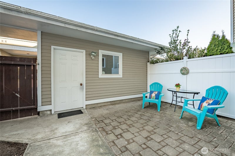 1326 4th Street