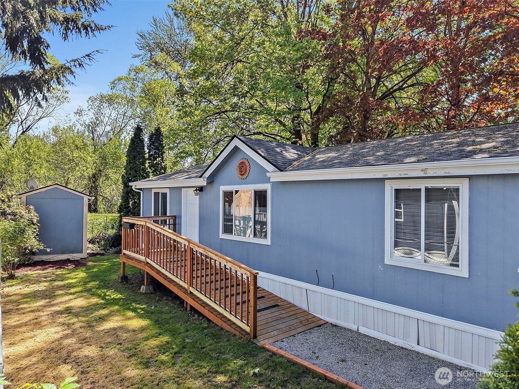 Photo of 1720 Maple Lane Court #22, Kent, WA 98030 (MLS # 2515804)