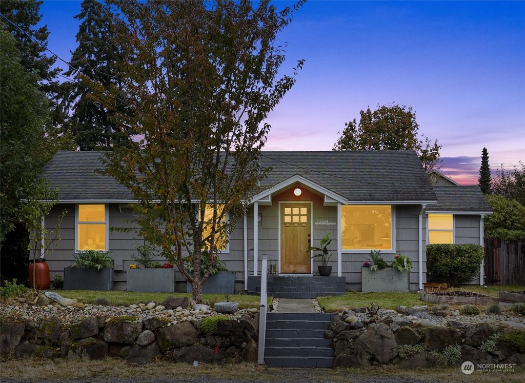 Photo of 12544 2nd Avenue NW, Seattle, WA 98177 (MLS # 2010452)