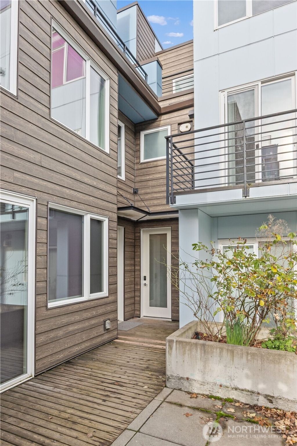 Photo of 4329 Woodland Park Avenue N, Seattle, WA 98103 (MLS # 2495838)