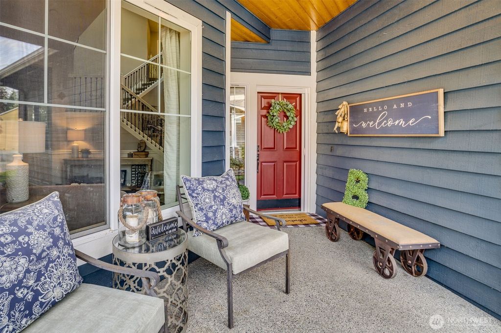 Photo of 18732 12th Drive SE, Bothell, WA 98012 (MLS # 2436149)