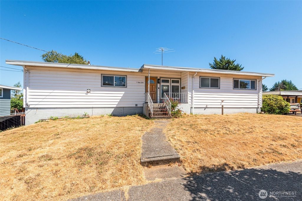 Photo of 10420 59th Avenue S, Seattle, WA 98178 (MLS # 2426487)