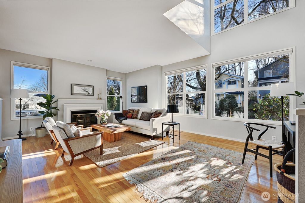 Photo of 2610 E Helen Street, Seattle, WA 98112 (MLS # 2472017)