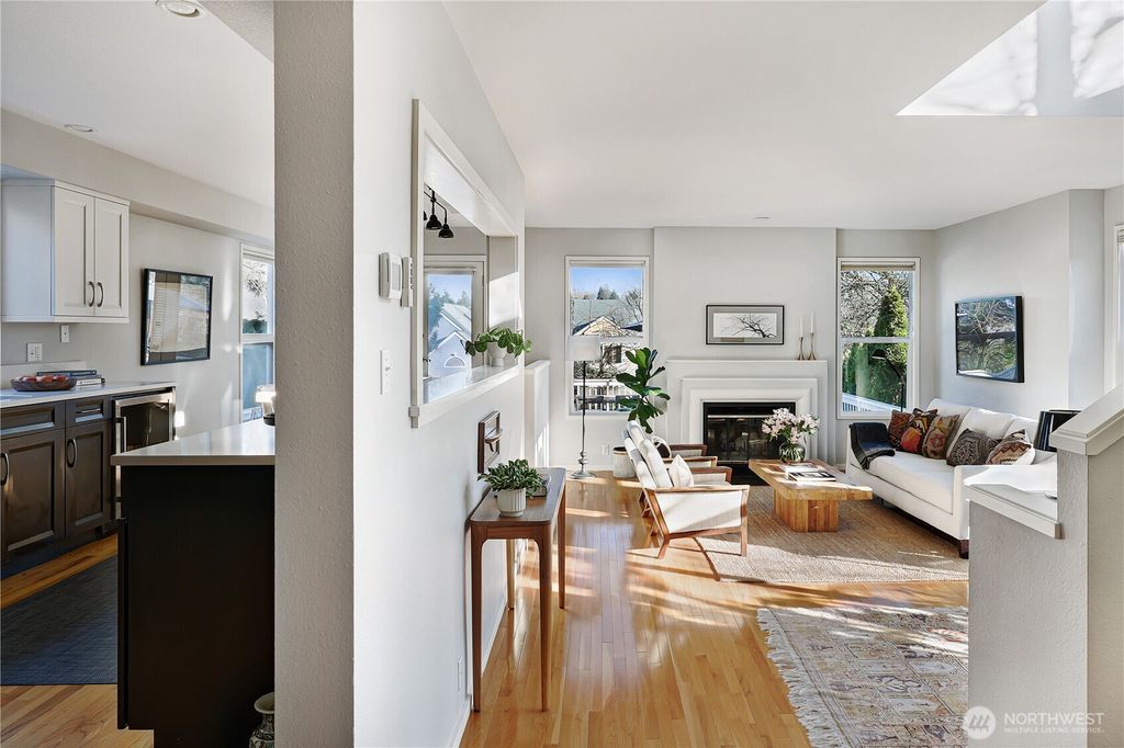 Photo of 2610 E Helen Street, Seattle, WA 98112 (MLS # 2472017)