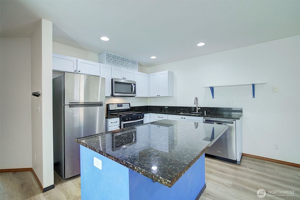 Photo of 4027 82nd Avenue NE, Marysville, WA 98270 (MLS # 2387710)