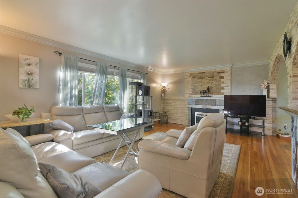 Photo of 23116 80th Place W, Edmonds, WA 98026 (MLS # 2583537)