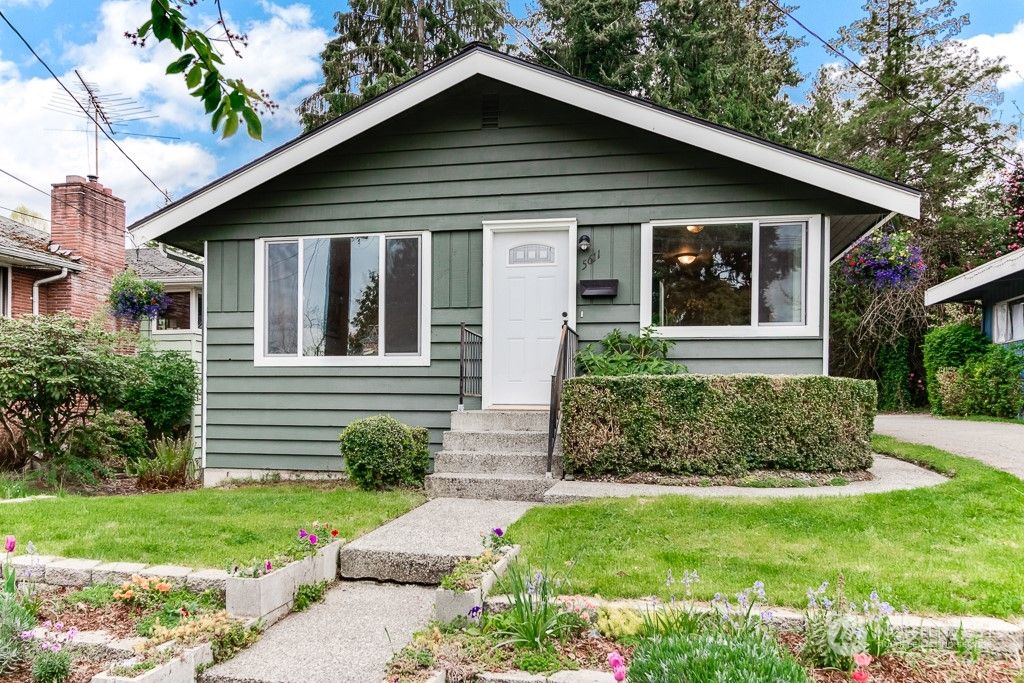 Photo of 5611 S Prentice Street, Seattle, WA 98178 (MLS # 2064115)