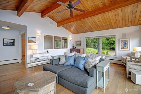 A home in Camano Island