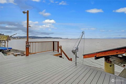 A home in Camano Island