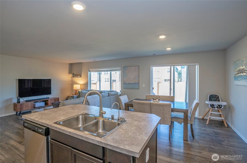 18703 108th Avenue E