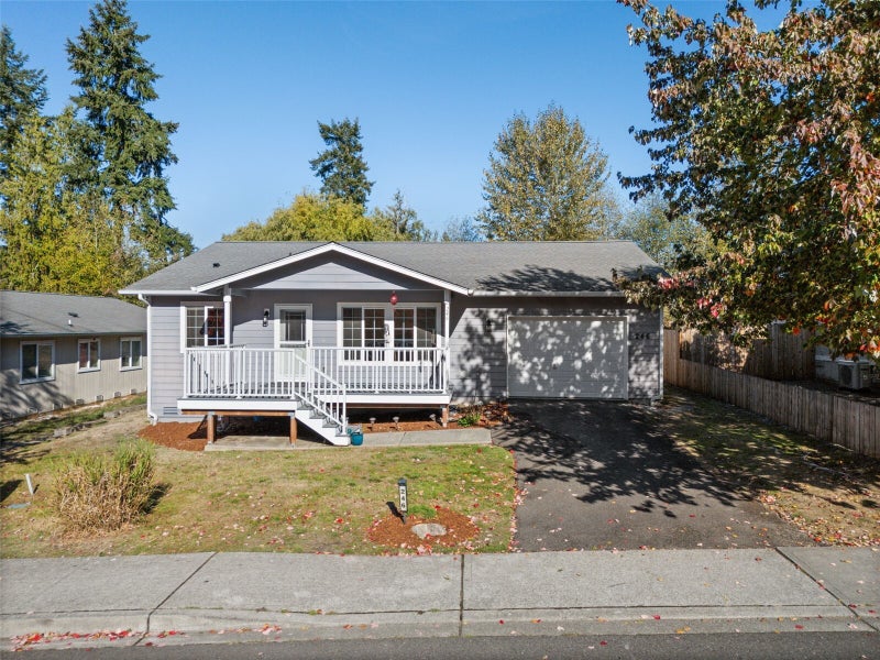 246 NE Max William Loop